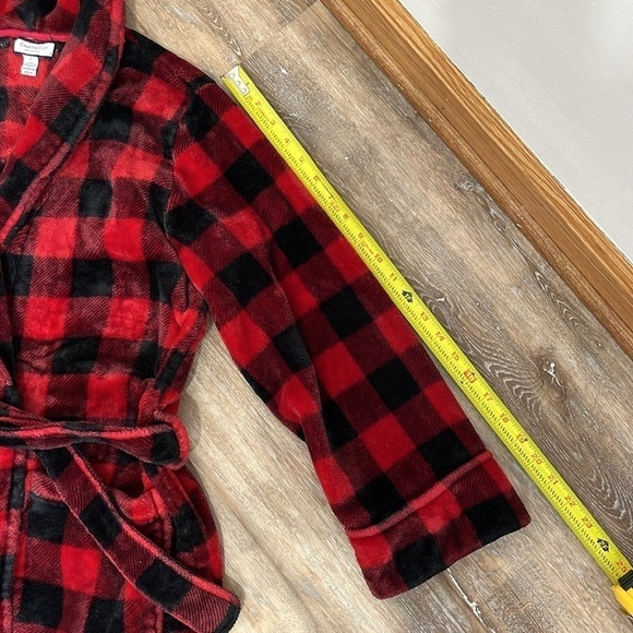 Kid's Large Plush Robe Buffalo Plaid Bathrobe Red Black Check Belted Unisex - Picture 8 of 11